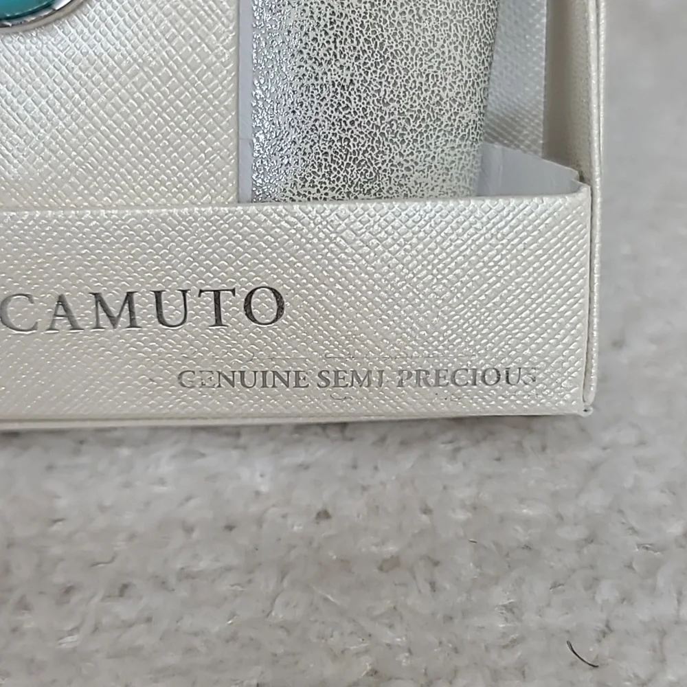 Vince Camuto Elegant Genuine Semi Precious Pendant Necklace and Travel Pouch NWT